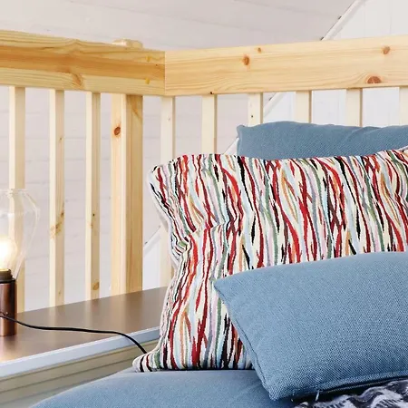 Cozy In *