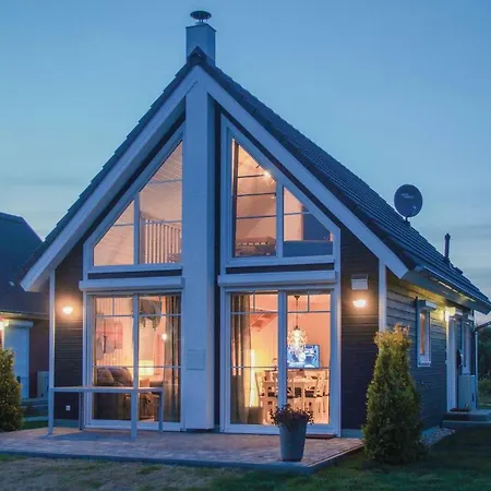 Vakantiehuis Cozy In *